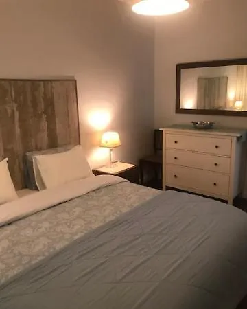 Tuxas House * Μπράγκα